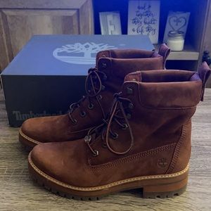 Women’s Timberland Boot Size 10
